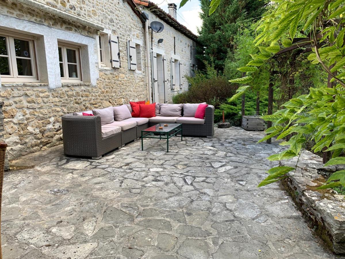 Uniquely Private Holiday Villa In The Charente Puyreaux Exteriör bild