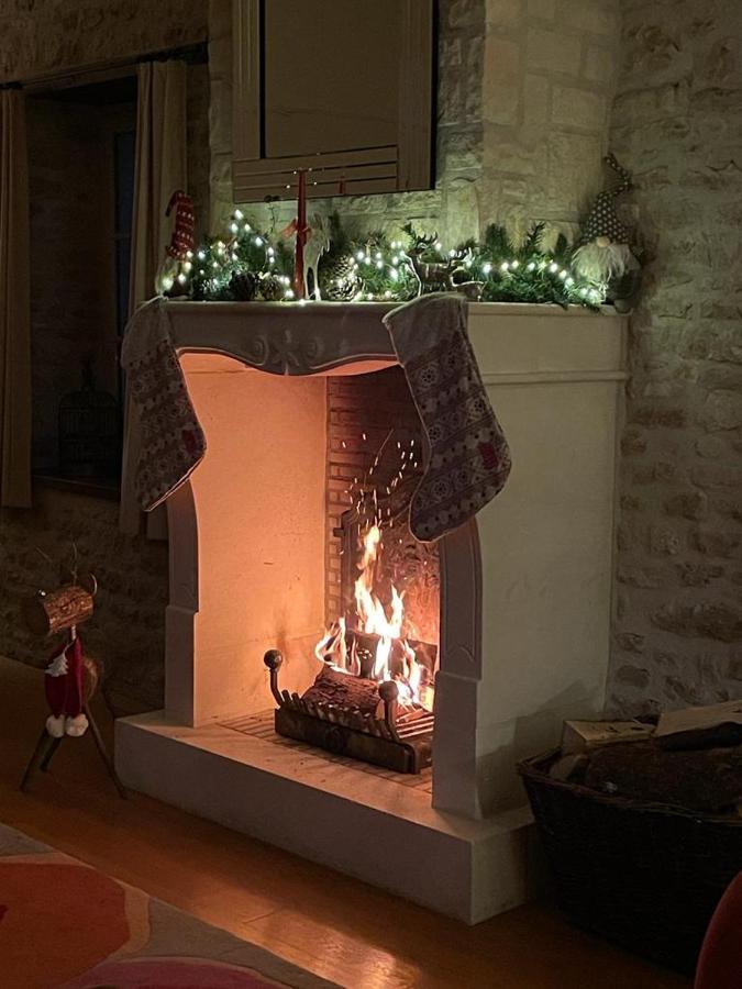 Uniquely Private Holiday Villa In The Charente Puyreaux Exteriör bild