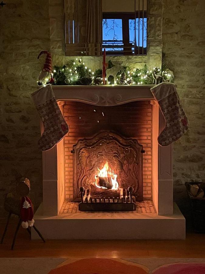 Uniquely Private Holiday Villa In The Charente Puyreaux Exteriör bild