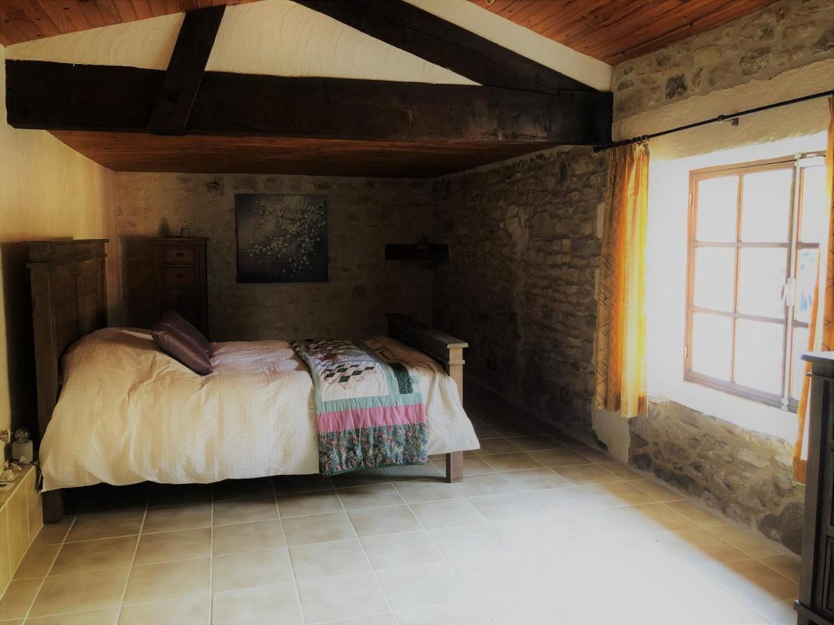 Uniquely Private Holiday Villa In The Charente Puyreaux Exteriör bild