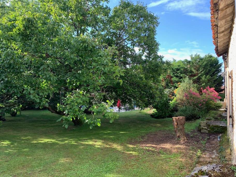Uniquely Private Holiday Villa In The Charente Puyreaux Exteriör bild